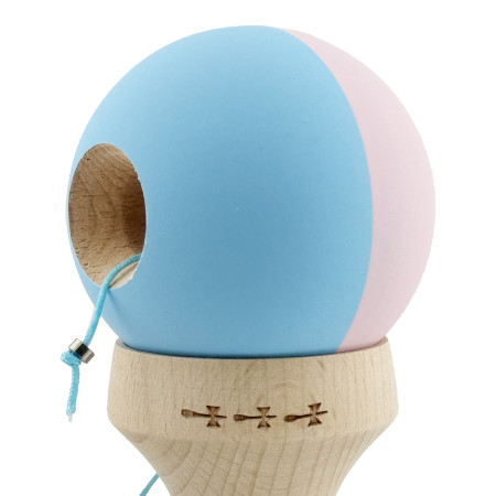 Kendama X Originala, Profesionala, Cyrax, Rubber Grip, Cupe Mari KING SIZE V3, Gaura in Baza, Rulment Metalic, din lemn 18 cm, Ata 62/65 cm, Bicolor Roz/Bleu