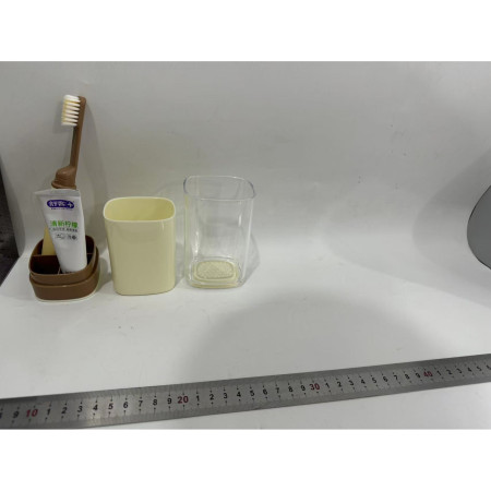 Cana Multifunctionala pentru Voiaj,  cu Functii de Depozitare si Suport Articole Igiena Dentara, 13 x 6.8 x 6 cm, Maro deschis