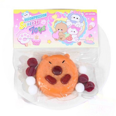 Jucarie Antistres Squishy, Cyrax, cu Revenire Lenta, Squeeze Pinch Family, Forma de Biscuite Rotund, Model Capybara, 7x6.5 cm, 55g, Ambalaj Transparent, Maro