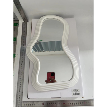 Oglinda de Perete,  Decorativa, pentru Baie, Dormitor, Sufragerie, Model Minimalist, Forma Asimetrica, 40.3x26 cm, Alb