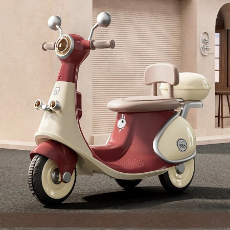 Motocicletă Electrică cu 3 Roti, Cyrax, Acumulator Încarcare, Anti-Rasturnare, Lumini, Sunete, Baterie 6V 7Ah, Telecomanda, 95x67x36cm, Rosu