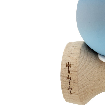 Kendama X Originala, Profesionala, Cyrax, Cupe Mari KING SIZE V3, Rubber Grip, Gaura in Baza, Rulment Metalic, din lemn 18 cm, Ata 62/65 cm, Gradient Albastru/Gri/Albastru deschis