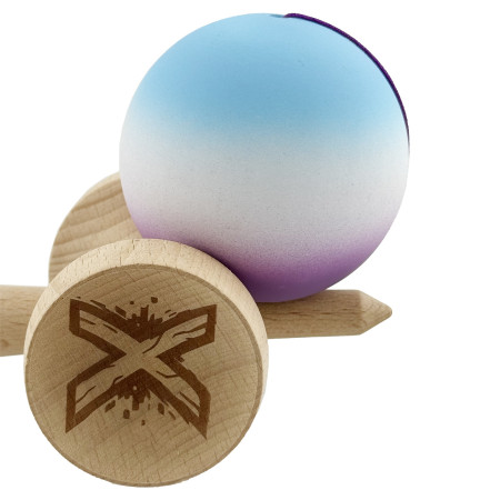 Kendama X Originala, Profesionala, Cyrax, Cupe Mari KING SIZE V3, Rubber Grip, Gaura in Baza, Rulment Metalic, din lemn 18 cm, Ata 62/65 cm, Gradient Albastru deschis/Alb/Mov