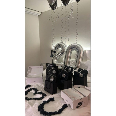 Balon din Folie Metalizata, Cyrax, Figurina Cifra, Tema Aniversare 80 cm, Ambalaj Individual, Pai inclus, Umflare cu Aer sau Heliu, Argintiu, Cifra 0