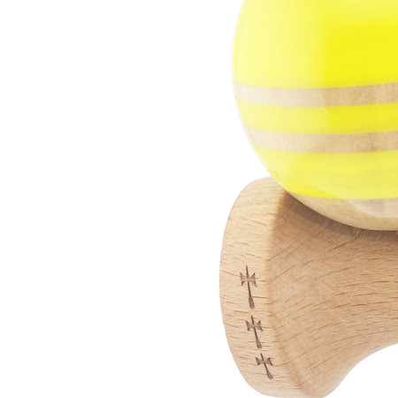 Kendama X Rainbow Originala, Profesionala, Cyrax, Big Cups V2, Super Sticky cu Cupe Mari, Rulment Metalic, din lemn 18 cm, Ata 55 cm, Galben/Maro