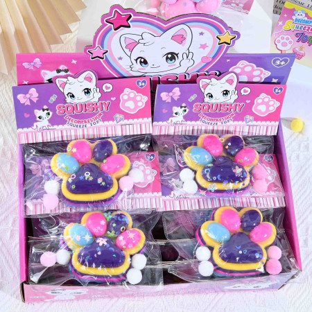 Jucarie Antistres Squishy, Cyrax, cu Revenire Lenta, Labuta de Pisica Pufoasa, 7.5 cm, Ambalaj Transparent, Model 27051, Multicolor