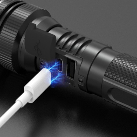 Lanterna LED Lumina Alba,  Lanterna cu Zoom Telescopic, Baterie externa, din Aluminiu + ABS, 1800 mAh, 17 x 4 x 3 cm, Negru