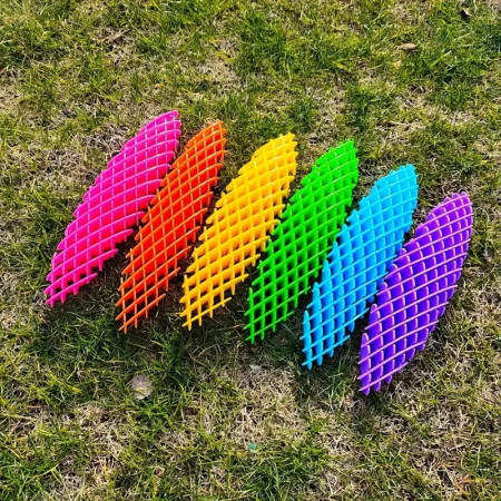 Jucarie Worm Fidget de Decompresie, Cyrax, Anti Stres, Dimensiune Compacta 10 cm, Dimensiune Extinsa 24.5 cm, Multicolor