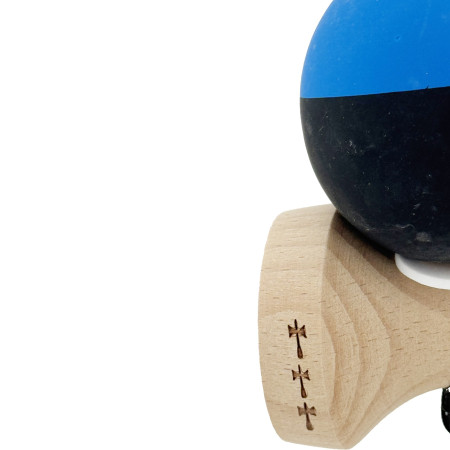 Kendama X Originala, Profesionala, Cyrax, Rubber Grip, Cupe Mari KING SIZE V3, Gaura in Baza, Rulment Metalic, din lemn 18 cm, Ata 62/65 cm, Bicolor Albastru/Negru