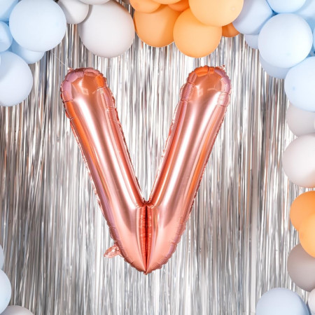 Balon Folie Metalizata Litera V, Cyrax, 100 cm, Umflati cu Heliu sau Aer, Ambalaj Individual, Pai inclus, Rose Gold