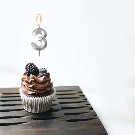 Lumanare Cifra 3, Cyrax, Model Diamond, 5 x 3.4 cm, Argintiu