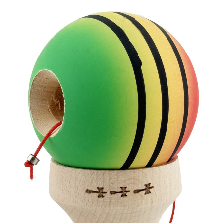 Kendama X Originala, Profesionala, Cyrax, Rubber Grip, Cupe Mari KING SIZE V3, Gaura in Baza, Rulment Metalic, din lemn 18 cm, Ata 62/65 cm, Special Rosu/Galben/Verde