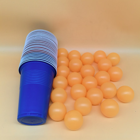 Joc de Baut BEER PONG, Cyrax, Set din 24 Mingi de Tenis si 24 Pahare Reutilizabile, Joc Interactiv pentu Adulti, Albastru Portocaliu