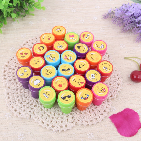 Set 26 Stampile, Cyrax, pentru Copii 4-6 Ani, Model Fete Zambitoare Emoji, 20 x 10 x 2 cm, Multicolor