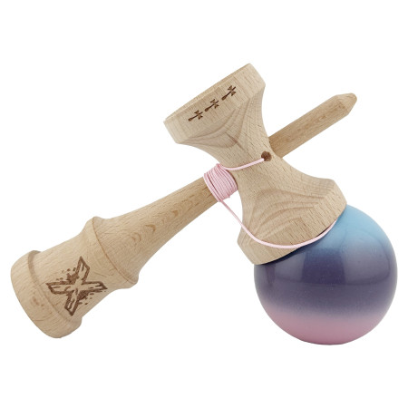 Kendama X Originala, Profesionala, Cyrax, Big Cups V2, Super Sticky cu Cupe Mari, din lemn 18 cm, Rulment Metalic cu Ata 55 cm, Albastru/Mov/Roz