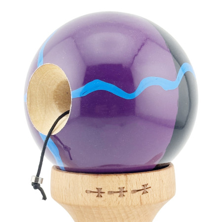 Kendama X Originala, Profesionala, Cyrax, Big Cups V2, Super Sticky cu Cupe Mari, Rulment Metalic, din lemn 18 cm, Ata 55 cm, Negru/Mov