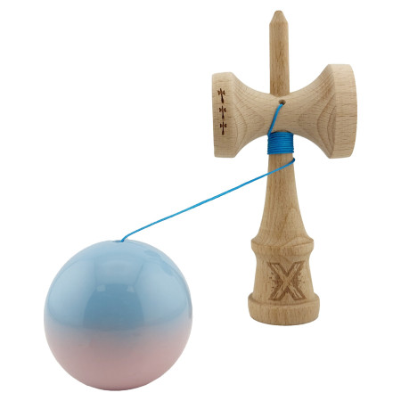 Kendama X Originala, Profesionala, Cyrax, Big Cups V2, Super Sticky cu Cupe Mari, din lemn 18 cm, Rulment Metalic cu Ata 55 cm, Albastru deschis/Roz