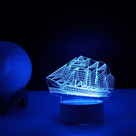 Lampa LED decorativa,  3D, Vapor, cu telecomanda, doua moduri de alimentare USB si baterii, 20 cm inaltime, din material acril si lumina multicolora, alb