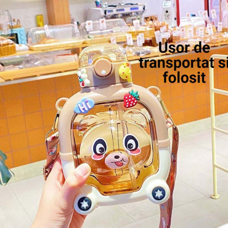 Sticla cu pai pentru copii, Cyrax, model ursulet, gradata, stickere aplicate, curea reglabila, din plastic rezistent la cadere, 1l, Maro, 20 x 13 cm