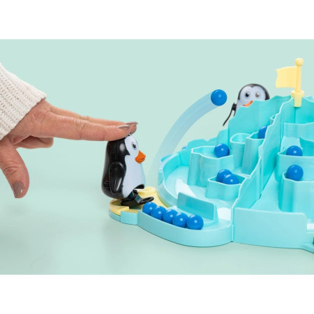 Joc Interactiv pentru Copii, Cyrax, Batalia Pinguinilor, 3 ani+, Tabla de Joc, Figurine Pinguini, Mingi, Multicolor