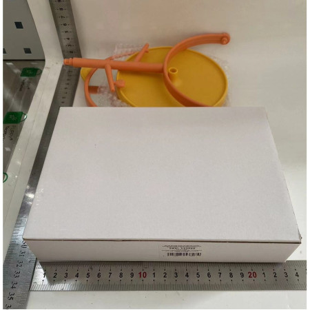 Oglina Cosmetica cu Picior, Cyrax, HD, Rotire 360 Grade, 15 cm Diametru, Suport Bijuterii Baza Rotunda + 2 Brate, Model cu Urechi, 31 x 14.5 x 15 cm, din Plastic, Portocaliu/Galben