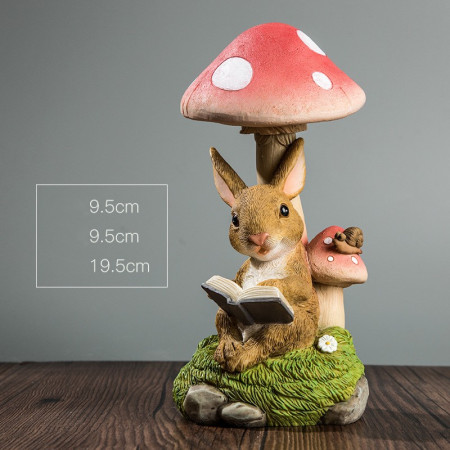 Decoratiune pentru Gradina,  Lumini LED cu Incarcare solara, 19.5 x 9.5 x 9.5 cm, Model Ciuperca cu Iepuras care Citeste, Maro deschis