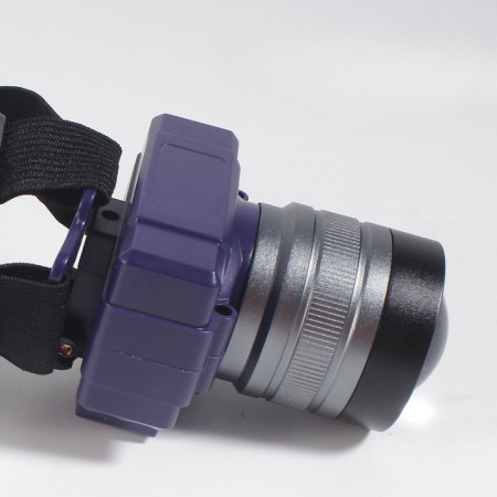 Lanterna LED de Montat pe Cap,  cu Raza Lunga de Zoom, Far Telescopic, Reglabil, Rezistent la Apa, pentru Pescuit in Aer Liber, Camping, Lumina Puternica, Lanterna, 7.5x5x7 cm, Albastru