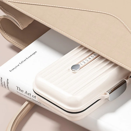 Cutie Medicamente,  Bej, 7 Compartimente, Portabila si Compacta, 11x7.2x3.5 cm, Ideala pentru Uzul Cotidian