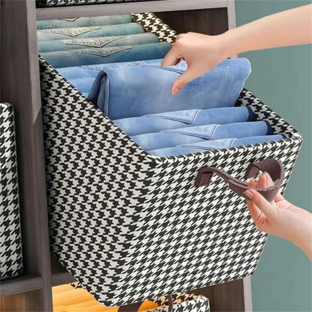 Cutie De Depozitare,  Pentru Haine, Lenjerie, Sosete Si Sutiene, Material Textil, 7 Compartimente, 44x30x20 cm, Culoare Alb-Negru