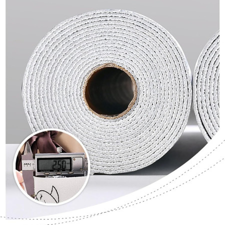 Rola Autoadeziva pentru Perete,  din Panza, 10 m, Rezistenta la Umezeala, 2.5 mm Grosime, Model Girafa si Elefant, Multicolor