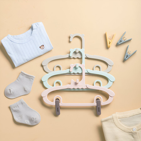 Set 10 Umerase pentru Copii,  Potrivite pentru Uscarea si Depozitarea Hainelor de Bebelusi, 28x16.7 cm, Verde