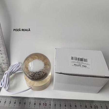 Lampa LED Decorativa,  cu Bila de Cristal cu Diametru 6cm, Model Nor Ploios 3D, Alimentare USB, Suport din Lemn, Lumina Alb Cald