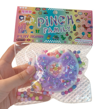 Jucarie Antistres Squishy, Cyrax, cu Revenire Lenta, Squeeze Pinch Family, Model Gogoasa, 6x6 cm, 99g, Ambalaj Transparent, Mov