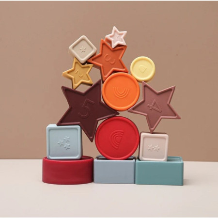 Jucarie Educativa, Cyrax, +12 Luni, Tip Montessori, din Lemn si Silicon, Forme Geometrice Stivuibile, 15 Piese, 27 x 19 cm, Multicolor