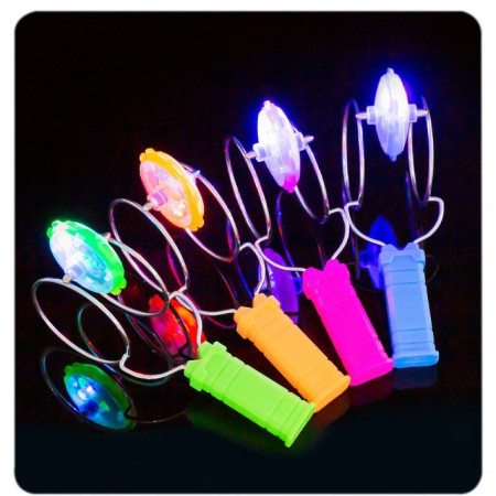 Jucarie Interactiva, Cyrax, Titirez Magnetic, cu Led, 19.8 x 5 cm, Verde