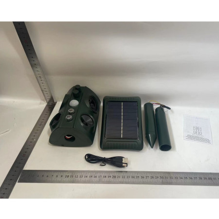 Aparat Solar LED cu Ultrasunete,  Repelent pentru Animale Mari si Mici, Lumina Rosie si Alba, Anti Rozatoare, Anti Insecte, Frecventa 13.5KHZ-45.5KHZ, Senzor PIR, 15.5 x 15.4 x 26.2 cm, Verde