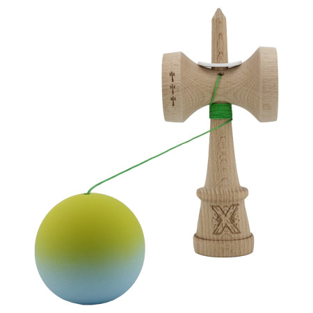 Kendama X Originala, Profesionala, Cyrax, Rubber Grip, Cupe Mari KING SIZE V3, Gaura in Baza, Rulment Metalic, din lemn 18 cm, Ata 62/65 cm, Gradient Galben/Albastru