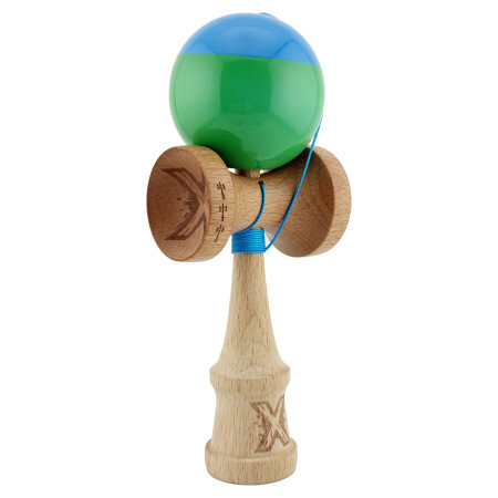 Kendama X Originala, Profesionala, Cyrax, Big Cups V2, Super Sticky cu Cupe Mari, Rulment Metalic, din lemn 18 cm, Ata 55 cm, Albastru/Verde