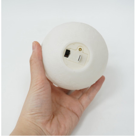 Lampa de veghe luna 3D Moon Light, lumina multicolora cu LED, 7 culori, schimbare culoare prin atingere, alimentare baterii, fara acumulator, stand din plastic inclus, 18 cm, Flippy