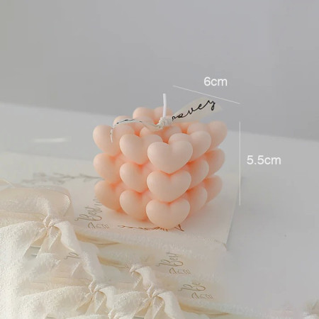 Lumanare Parfumata Decorativa,  Model Abstract Cub din Inimioare, Lumanare pentru Diferite Ocazii, 6 x 5.5 cm, Aroma de Portocala, Portocaliu