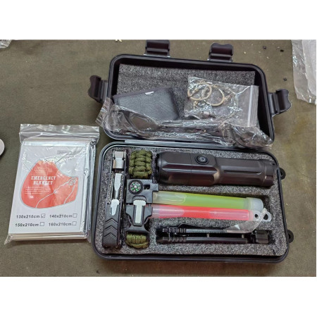 Kit supravietuire multifunctional,  Instrumente profesionale, Tip Valiza, pentru Camping, Drumetii, Aventuri in aer liber, 130x210 cm, Negru