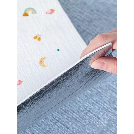 Rola Autoadeziva pentru Perete,  din Panza, 10 m, Rezistenta la Umezeala, 2.5 mm Grosime, Model Girafa si Elefant, Multicolor